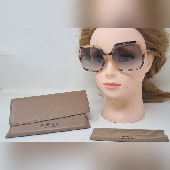 Burberry Sunglasses Havana Gray Gradient Oversized Square Check B4324 59-16-140 - Picture 1 of 16
